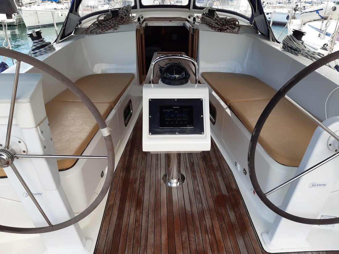 Photo #4 - Bavaria Cruiser 41 - 3 cab. (Frida) in Split - 45326