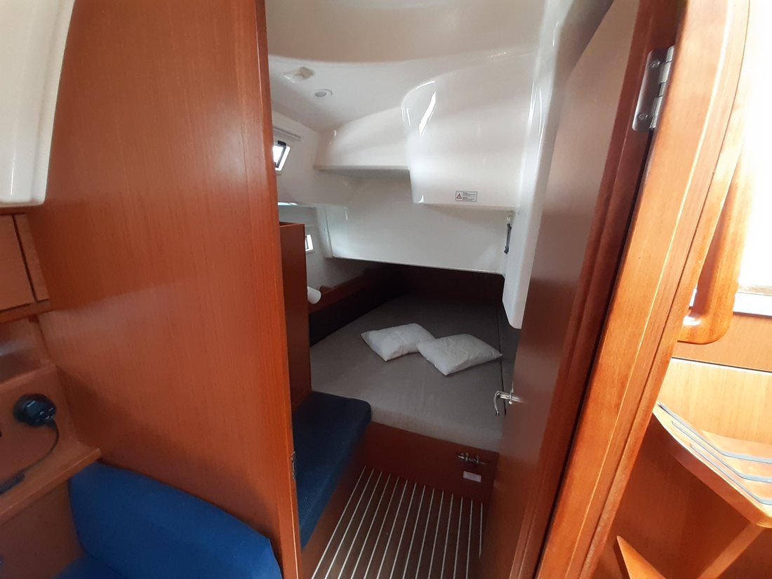 Photo #12 - Bavaria Cruiser 41 - 3 cab. (Frida) in Split - 45326