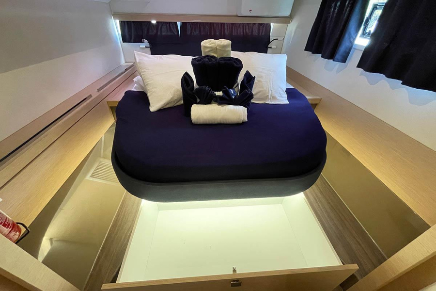Photo #16 - Fountaine Pajot Lucia 40 - 4 cab. (From The Fields) en Nanny Cay - 45339