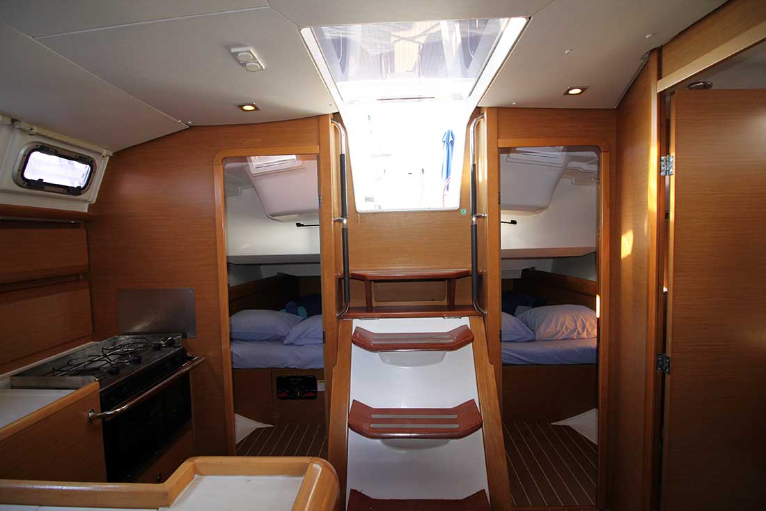 Photo #7 - Sun Odyssey 439 (Lucky 7) in Athen - 45340