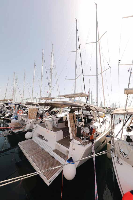 Photo #4 - Dufour 520 GL (Luna 77) en Biograd - 45374