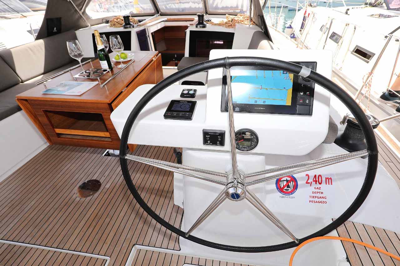 Photo #10 - Dufour 520 GL (Luna 77) en Biograd - 45374