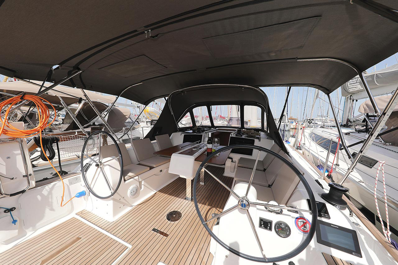 Photo #11 - Dufour 382 GL (Elyra) in Biograd - 45391