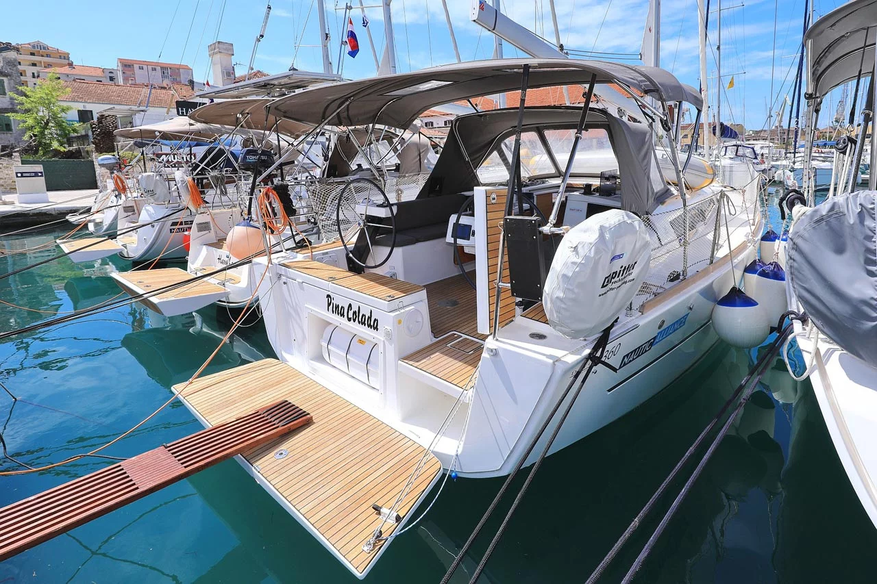 Dufour 360 GL (Pina Colada)  - 3