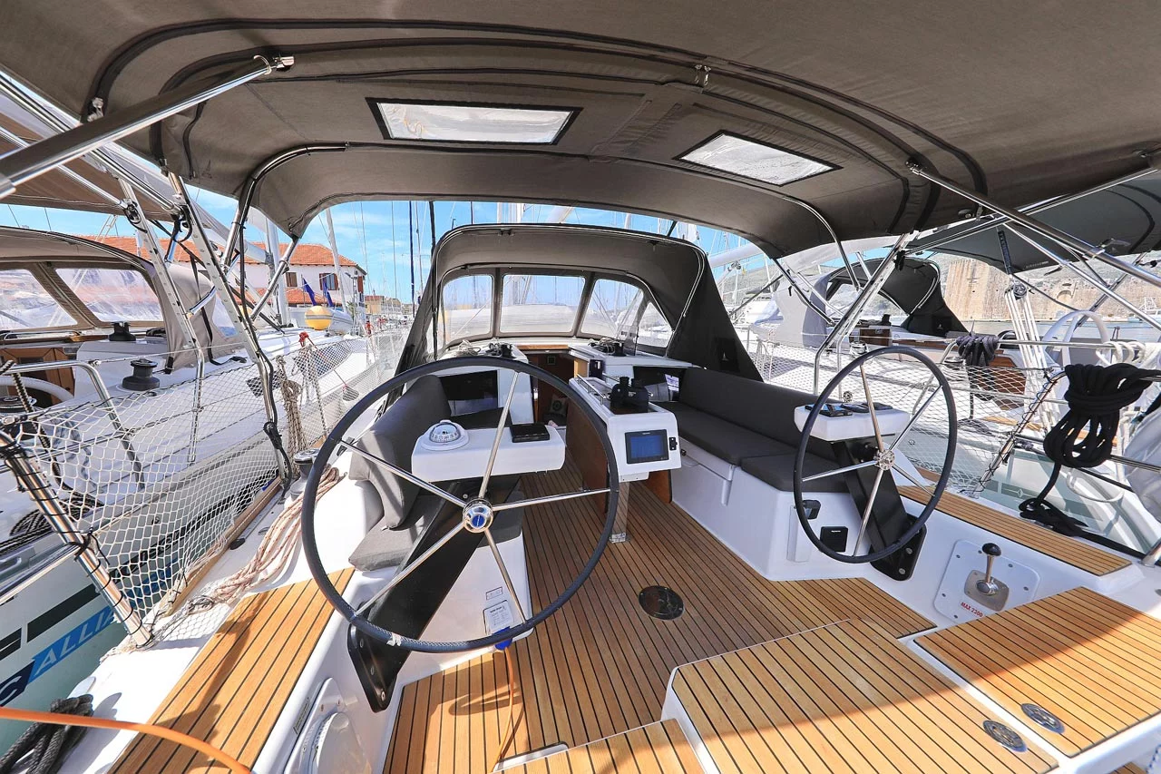 Dufour 360 GL (Pina Colada)  - 8