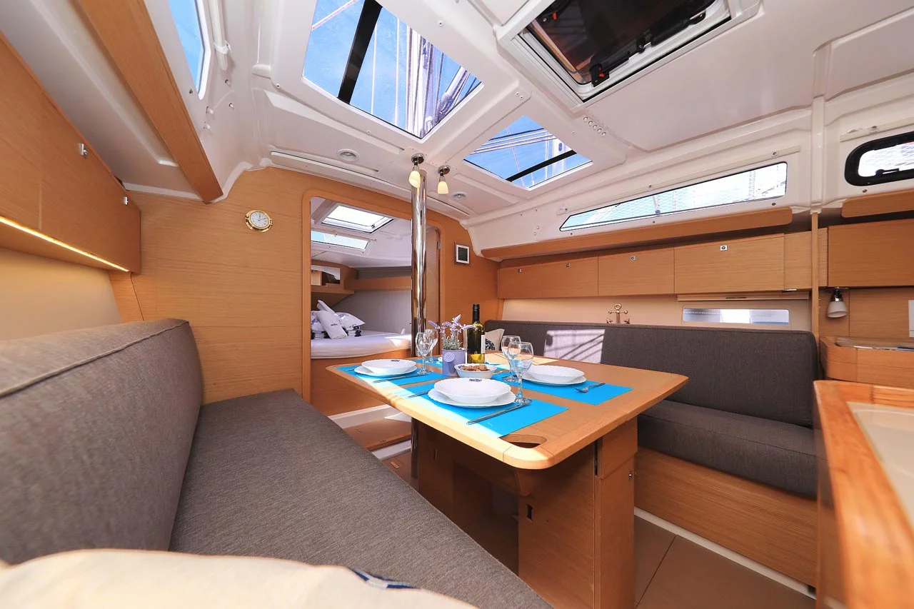 Dufour 360 GL (Pina Colada)  - 14