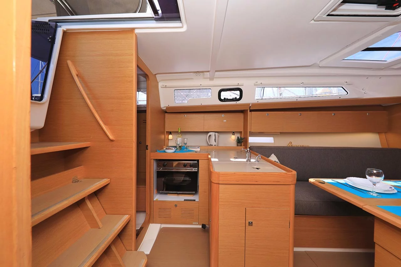 Dufour 360 GL (Pina Colada)  - 16