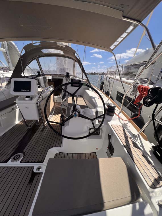 Photo #5 - Sun Odyssey 389 (Marie) en Portocolom - 45410