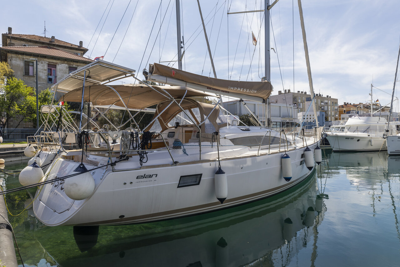Photo #4 - Elan Impression 45 (Hotspot) en Zadar - 45454