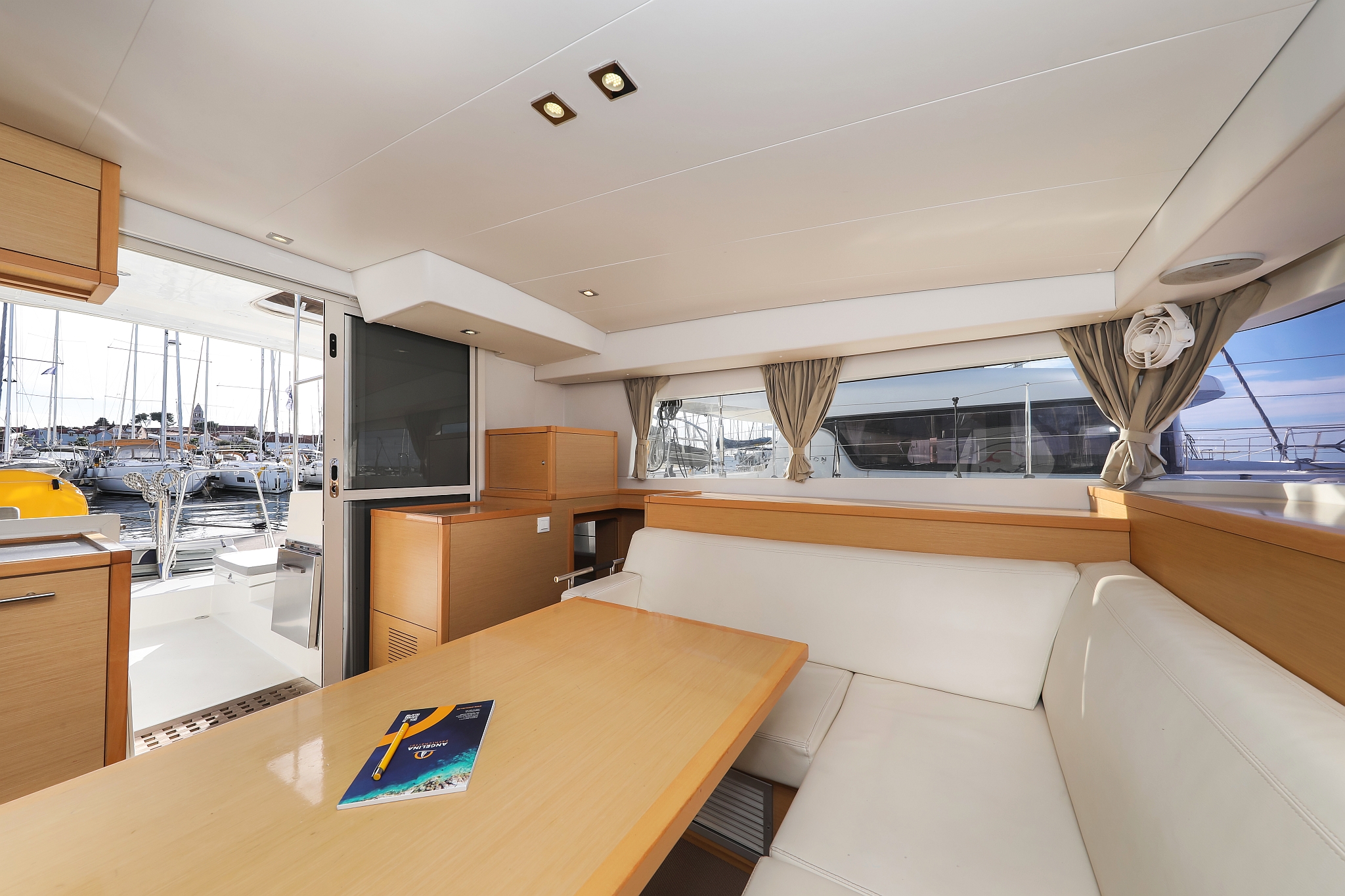 Photo #14 - Lagoon 400 S2 - 4 + 2 cab. (First Choice) in Biograd - 45462