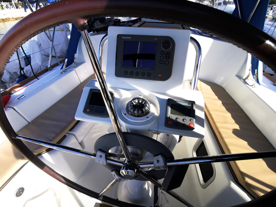 Photo #10 - Sun Odyssey 33i (Paola) en Novi Vinodolski - 45685