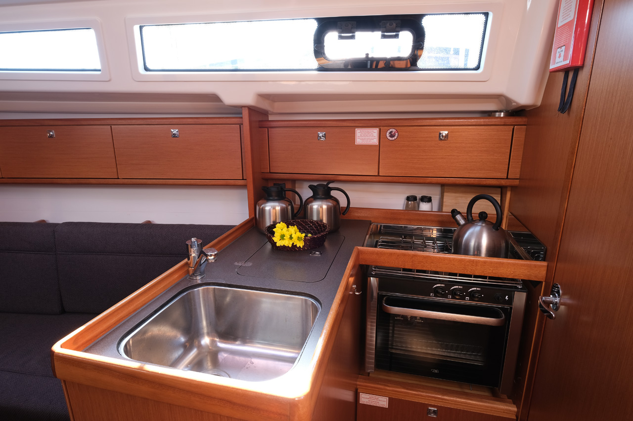Photo #6 - Bavaria Cruiser 34 - 2 cab. (Dory 2) in Gocek - 45688
