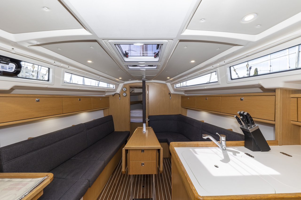 Photo #8 - Bavaria Cruiser 34 Style (Lena) in Zara - 45740