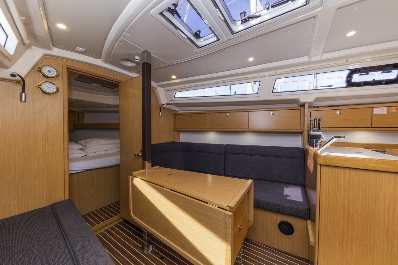 Photo #11 - Bavaria Cruiser 34 Style (Lena) in Zara - 45740