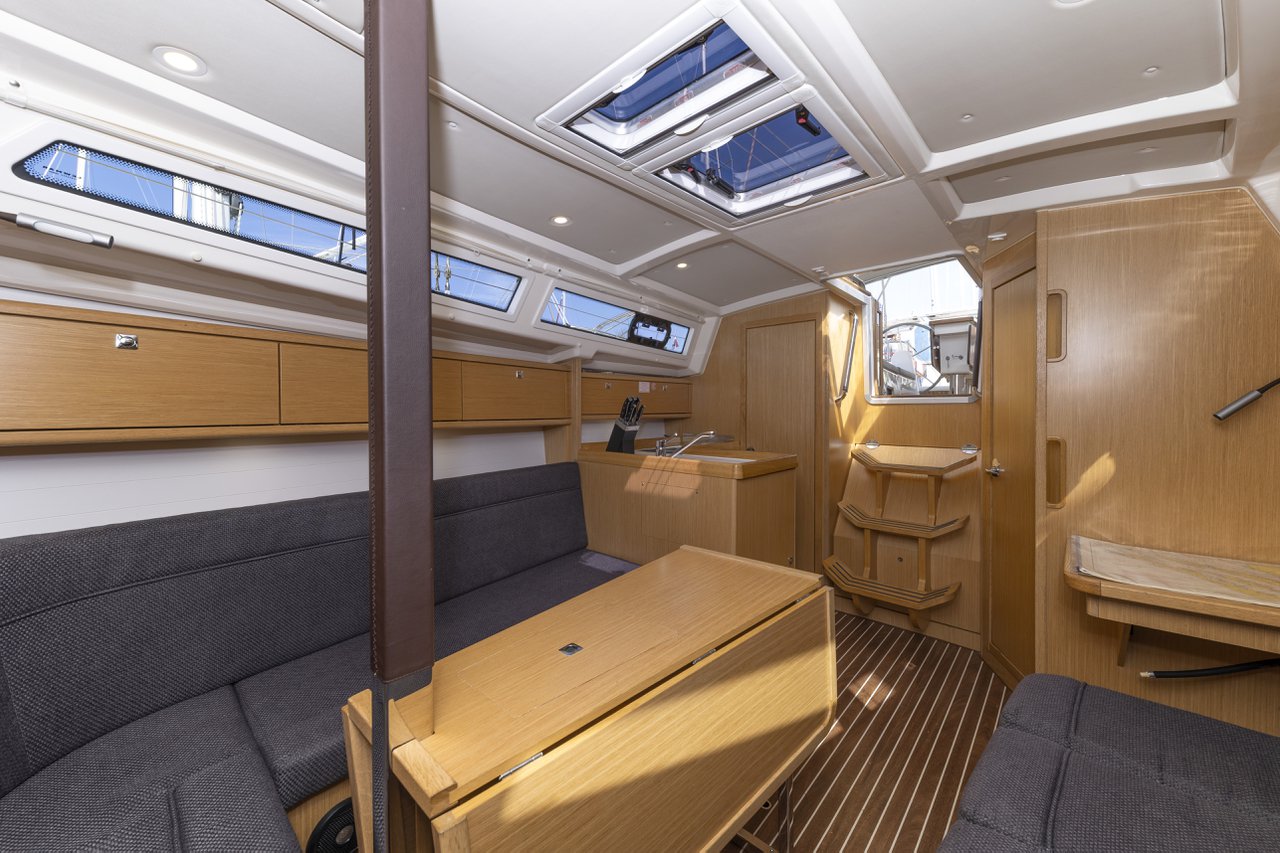 Photo #12 - Bavaria Cruiser 34 Style (Lena) in Zara - 45740