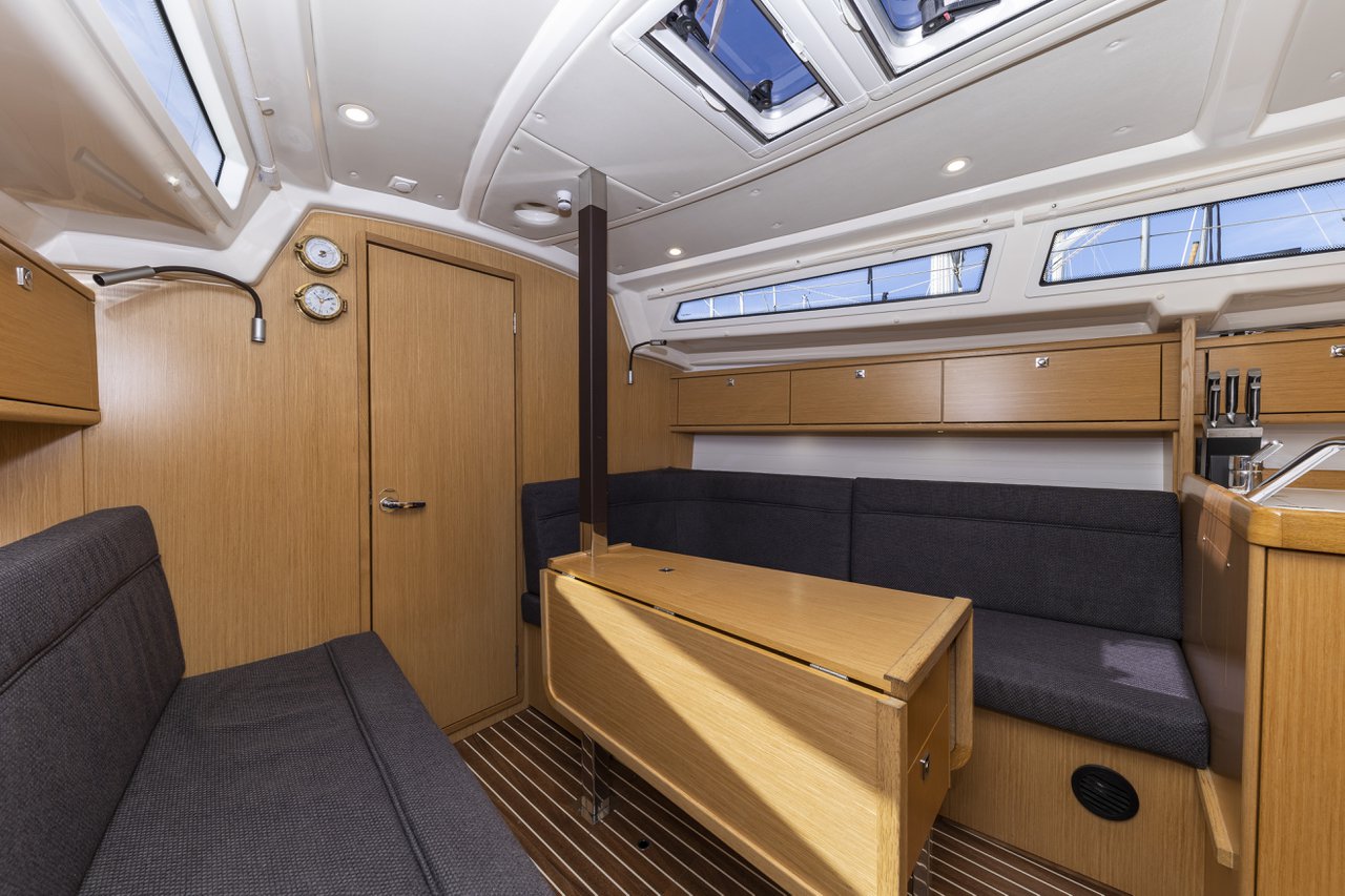 Photo #13 - Bavaria Cruiser 34 Style (Lena) in Zara - 45740