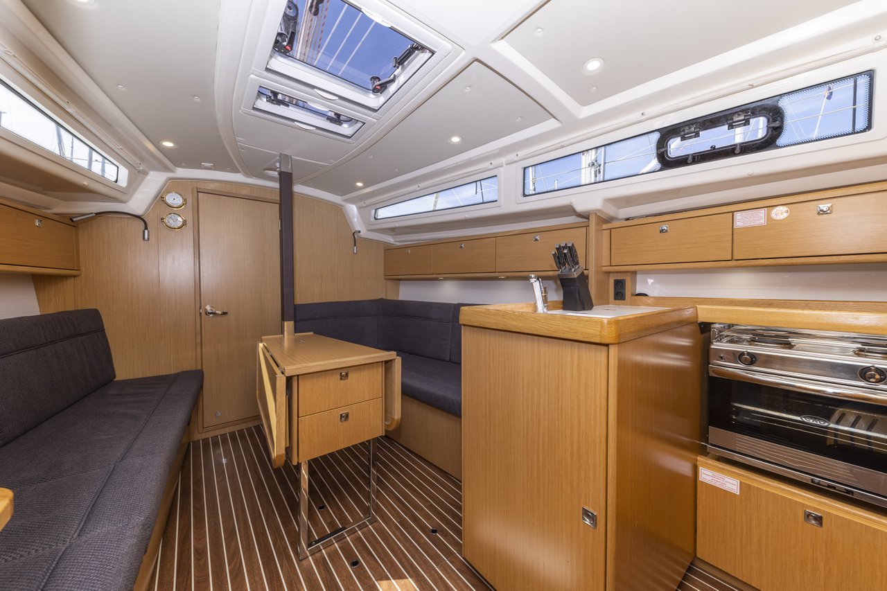 Photo #14 - Bavaria Cruiser 34 Style (Lena) in Zara - 45740