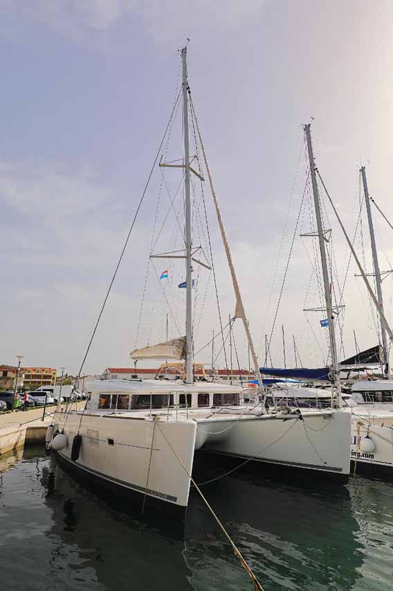 Photo #5 - Lagoon 400 - 4 + 2 cab. (Caribbean) in Pula - 45849