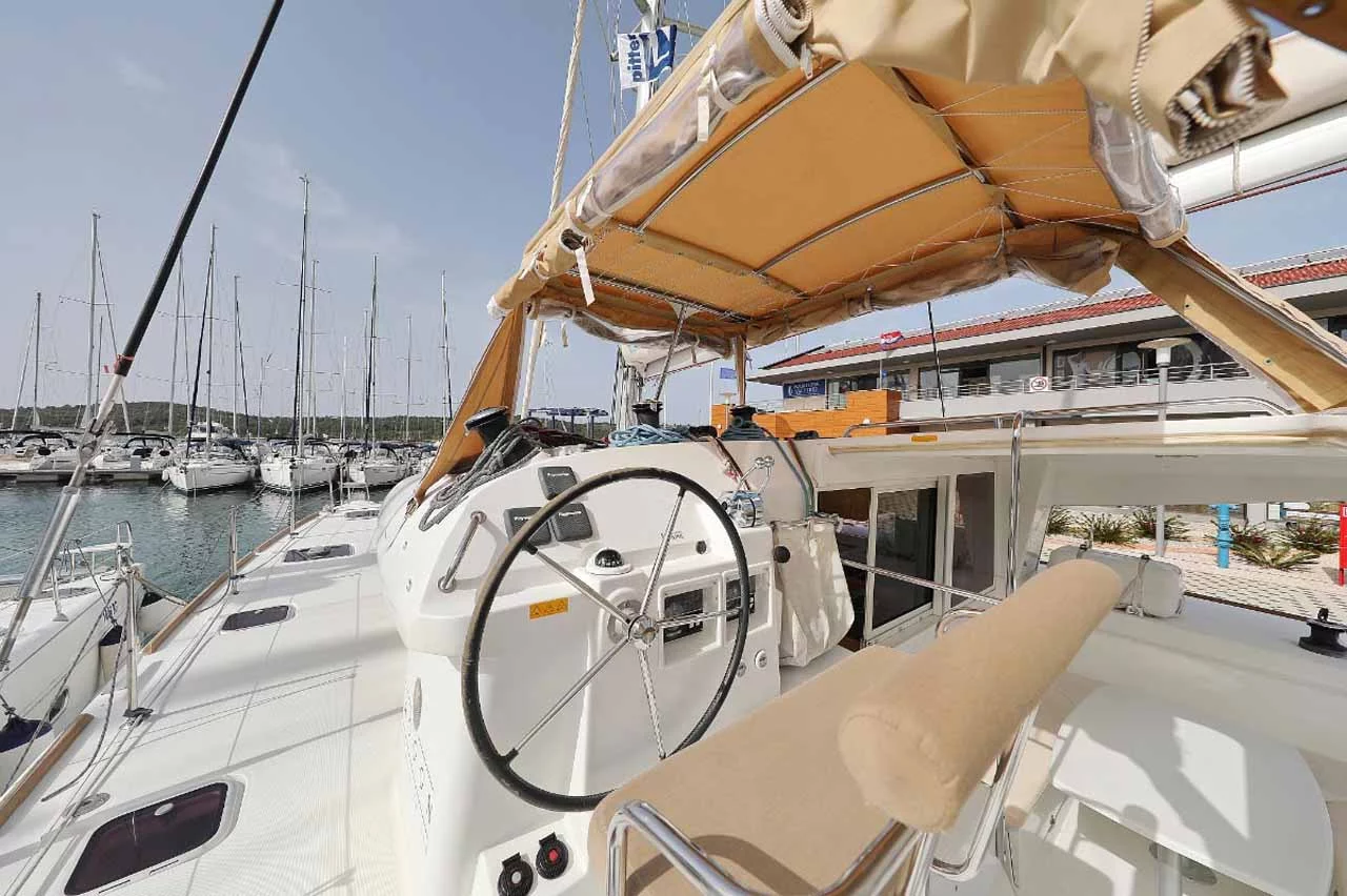 Lagoon 400 - 4 + 2 cab. (Caribbean)  - 10