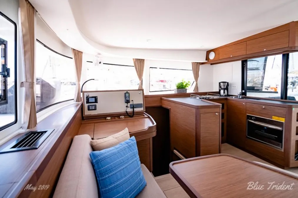 Photo #5 - Lagoon 42 - 4 + 2 cab. (Blue Trident) in Paros - 45853