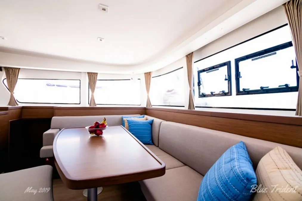 Photo #6 - Lagoon 42 - 4 + 2 cab. (Blue Trident) in Paros - 45853