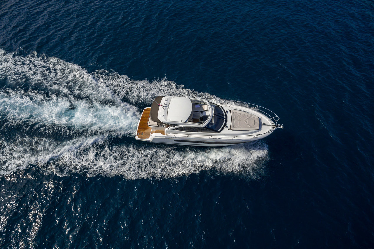 Photo #13 - Leader 36 (Chromia) in Split - 45861