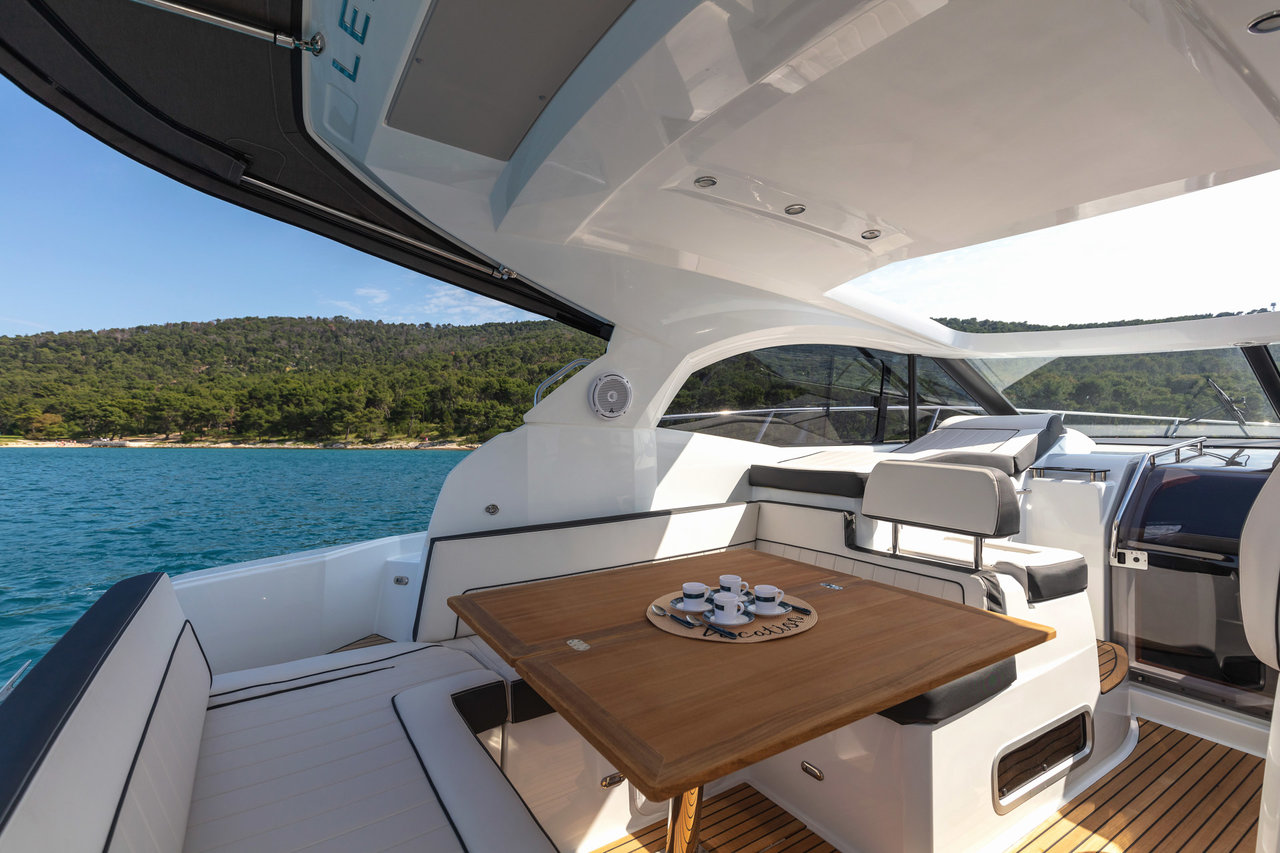 Photo #18 - Leader 36 (Chromia) in Split - 45861
