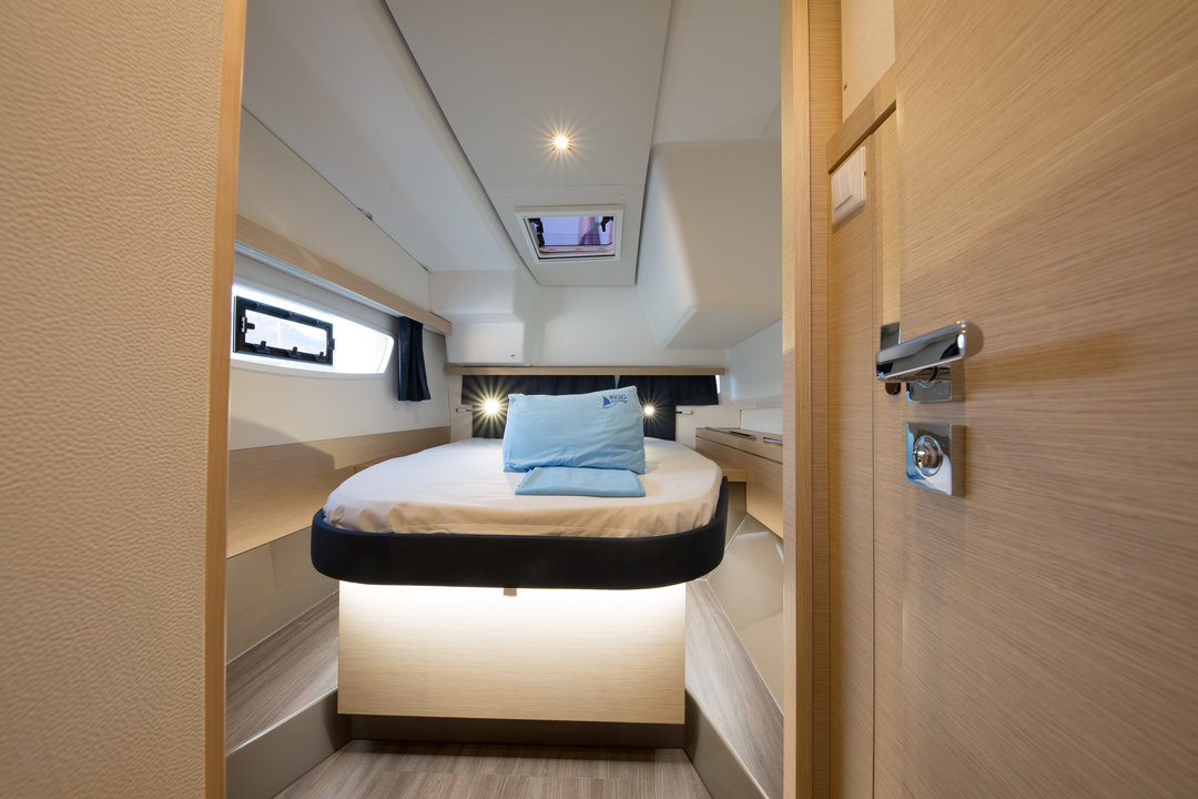 Photo #6 - Fountaine Pajot Lucia 40 - 4 cab. (Sunrise) in Gocek - 45870