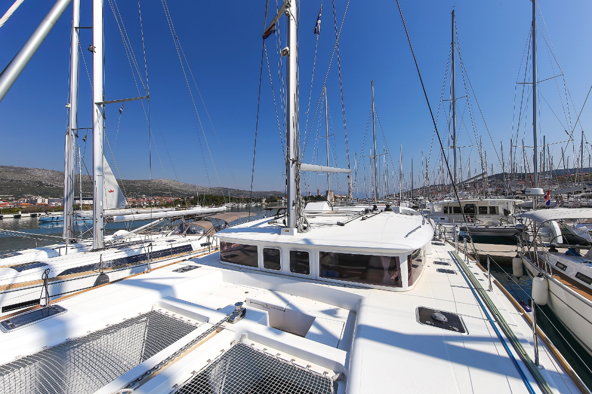Photo #14 - Lagoon 450 F - 4 + 2 cab. (Fenadi) en Trogir - 45897