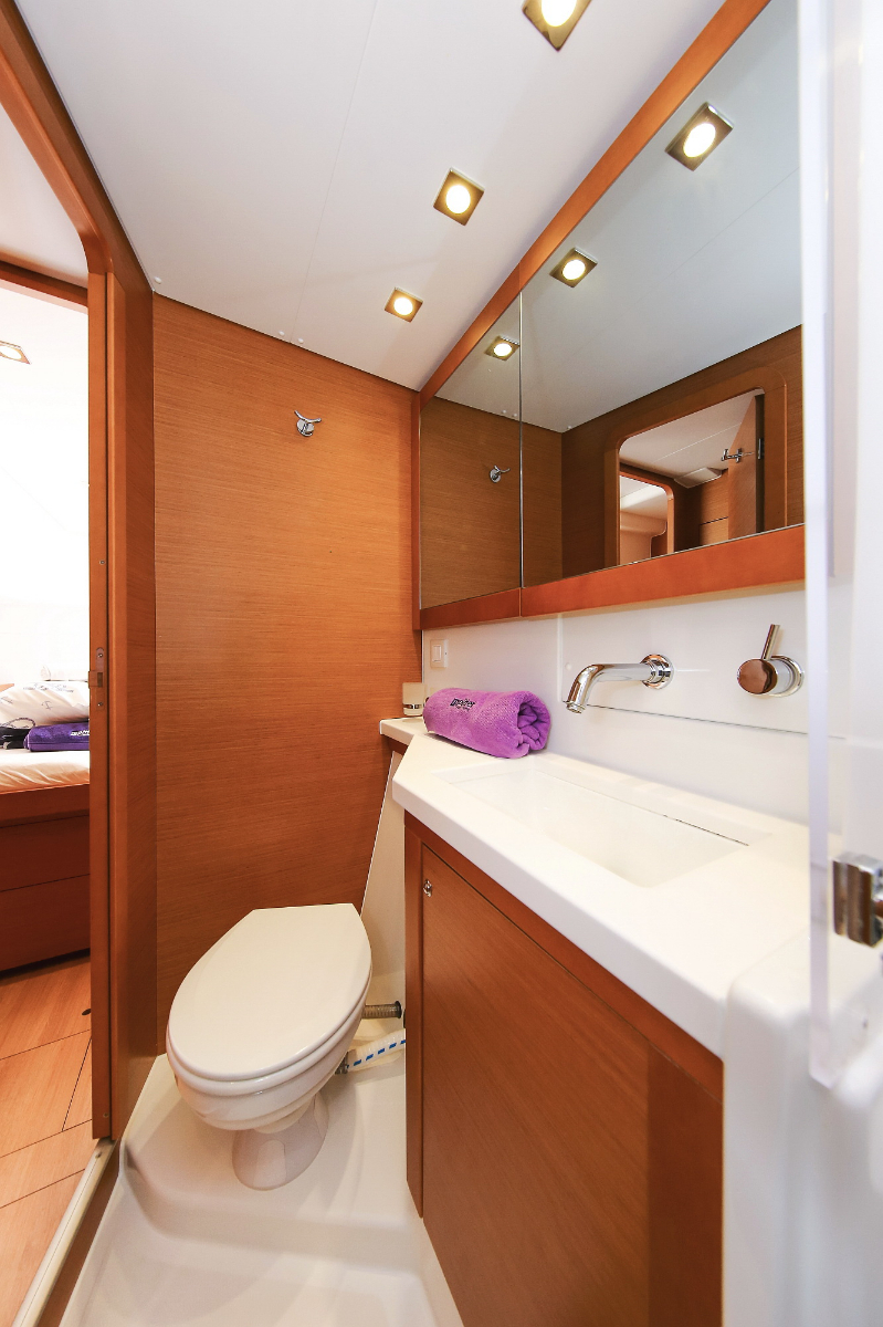 Photo #81 - Lagoon 450 F - 4 + 2 cab. (Fenadi) en Trogir - 45897