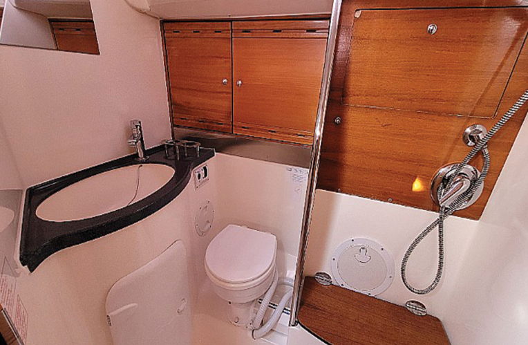 Photo #8 - Bavaria 40 Cruiser (Pearl) in Atene - 45960