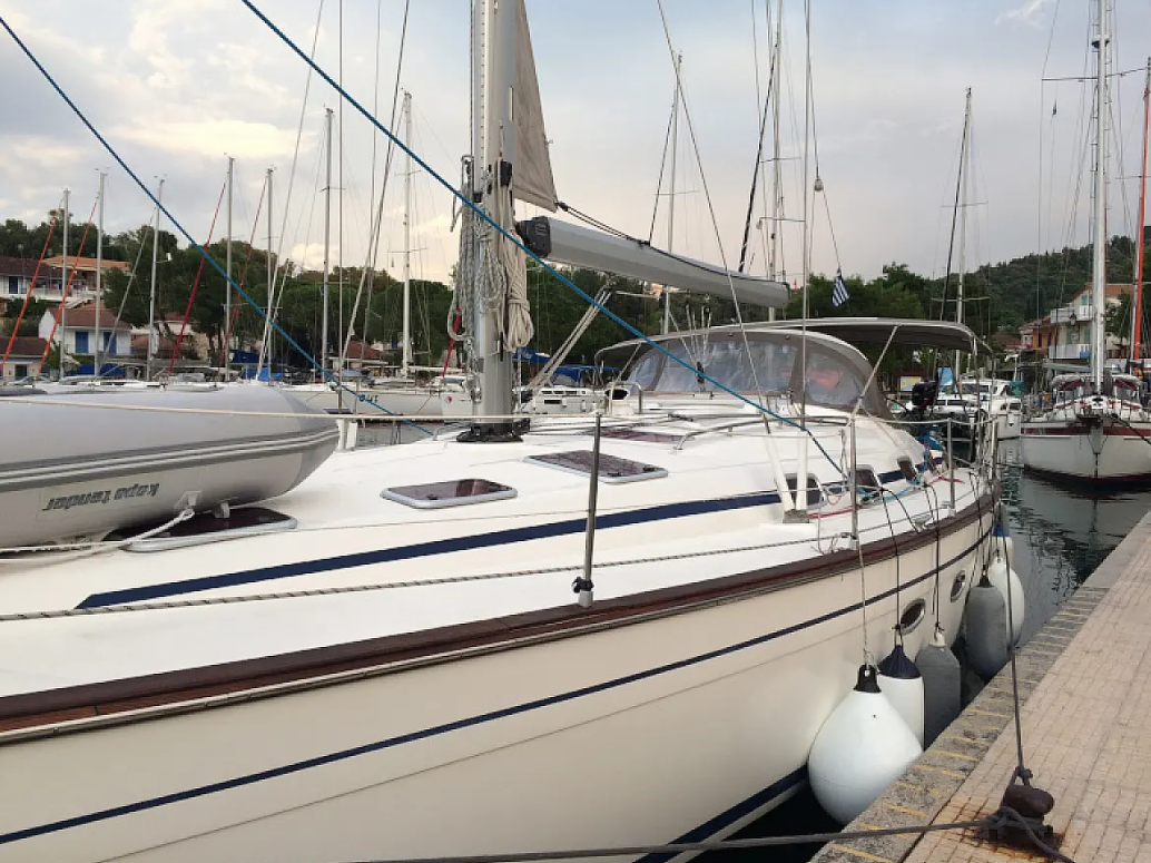 Photo #2 - Bavaria 50 Cruiser (Odysseas) en Salamina - 45973