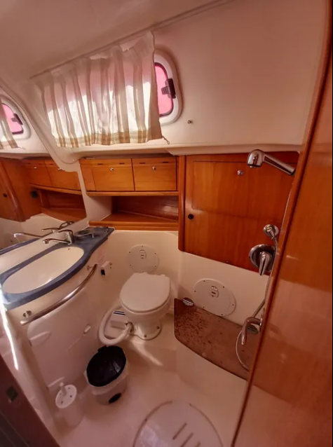 Photo #10 - Bavaria 50 Cruiser (Odysseas) en Salamina - 45973