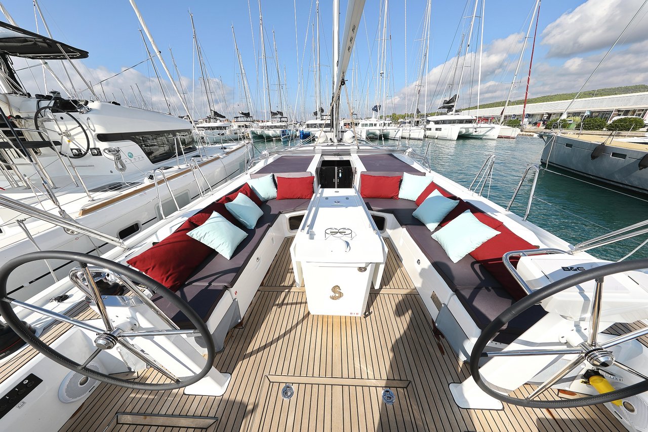 Photo #7 - Oceanis 51.1 (Grey Goose) in Sukosan - 46124