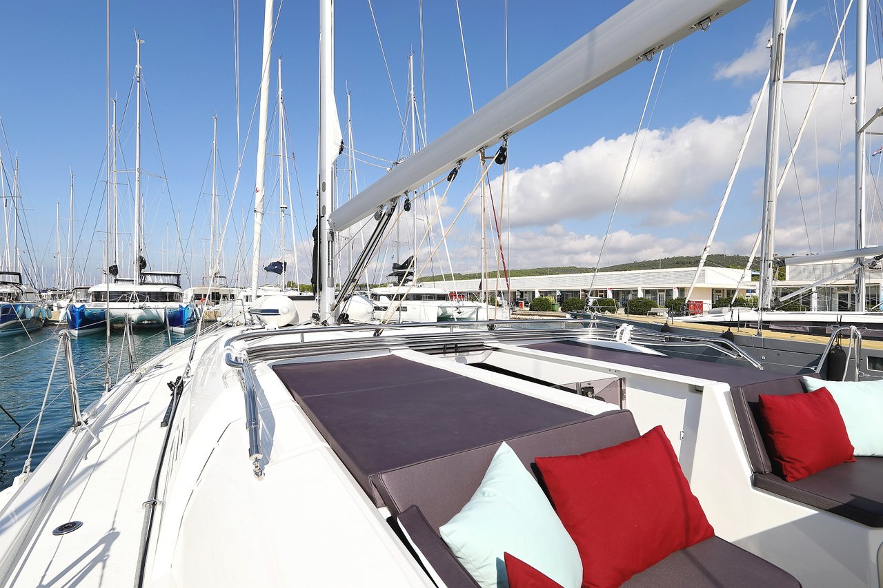 Photo #8 - Oceanis 51.1 (Grey Goose) in Sukosan - 46124