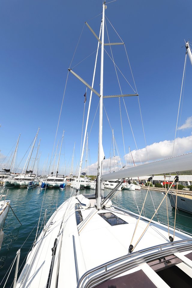 Photo #9 - Oceanis 51.1 (Grey Goose) in Sukosan - 46124