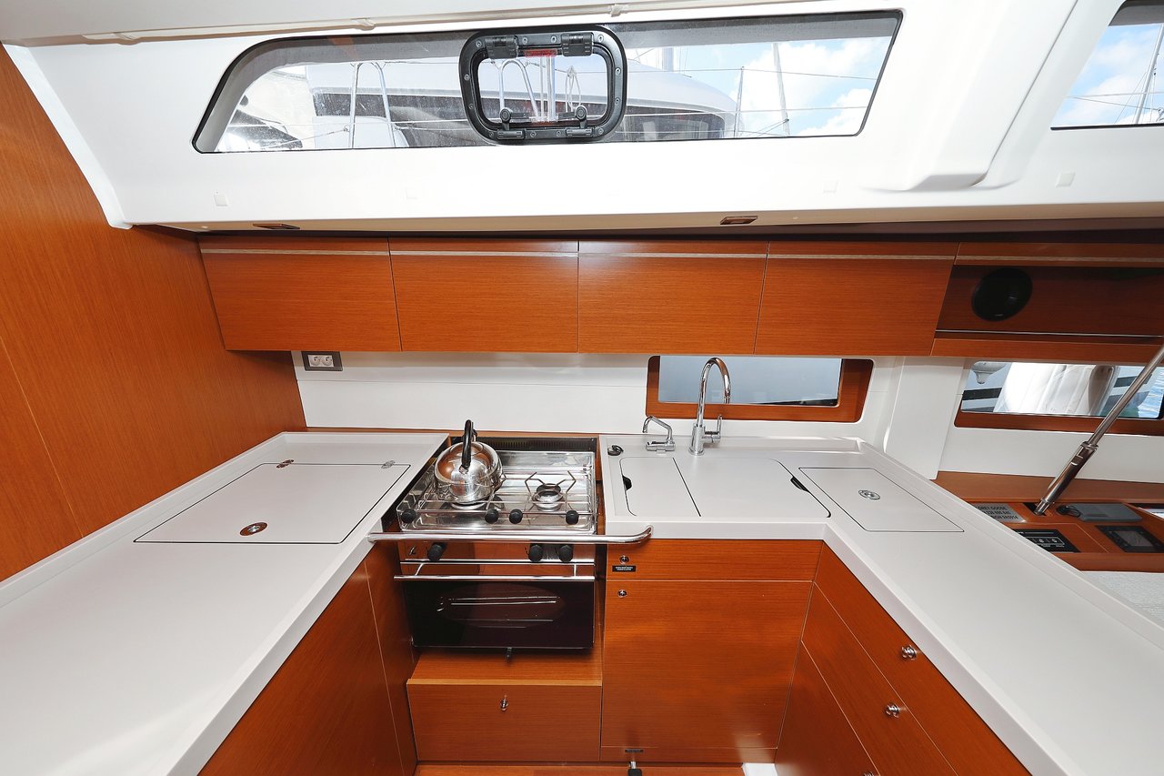 Photo #19 - Oceanis 51.1 (Grey Goose) in Sukosan - 46124