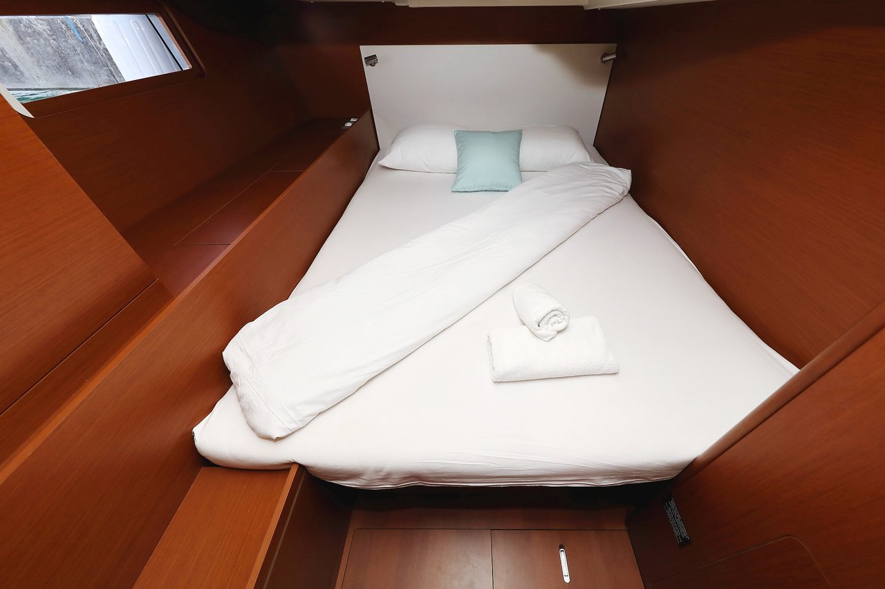 Photo #24 - Oceanis 51.1 (Grey Goose) in Sukosan - 46124