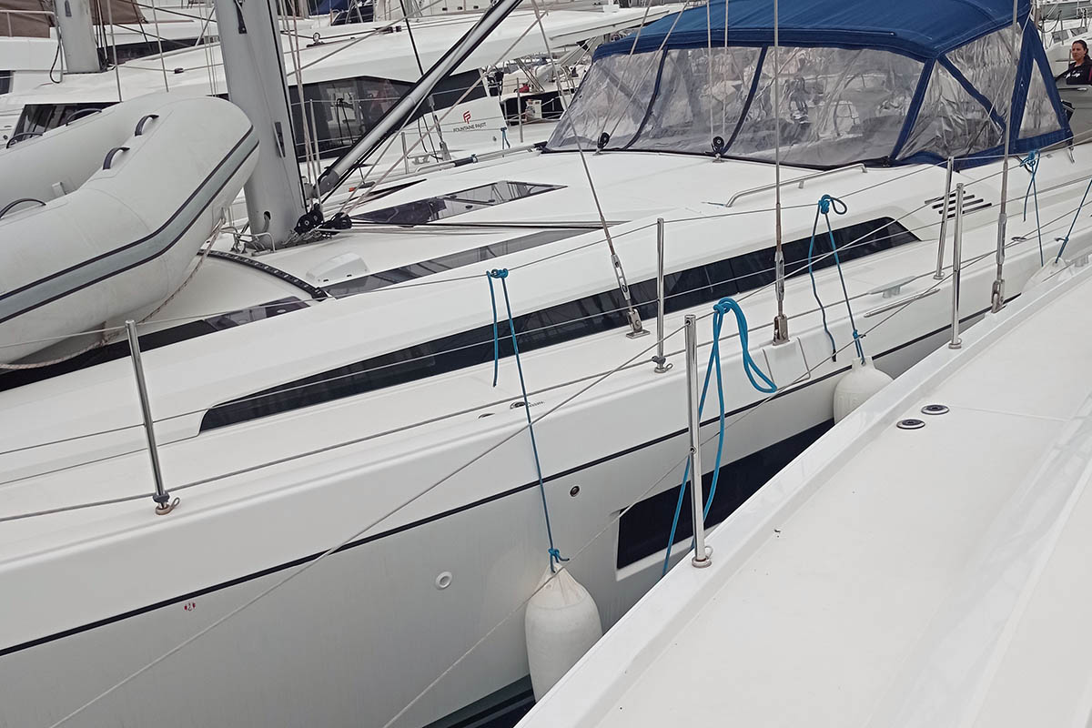 Photo #5 - Oceanis 51.1 - 5 + 1 cab. (Salma) in Trogir - 46136