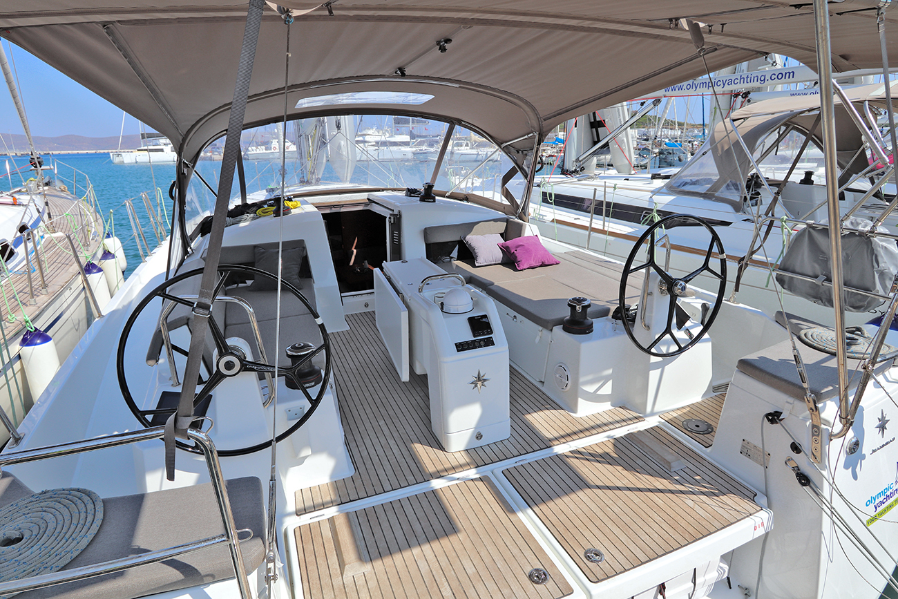 Photo #4 - Sun Odyssey 440 (Ermis) in Lavrion - 46147