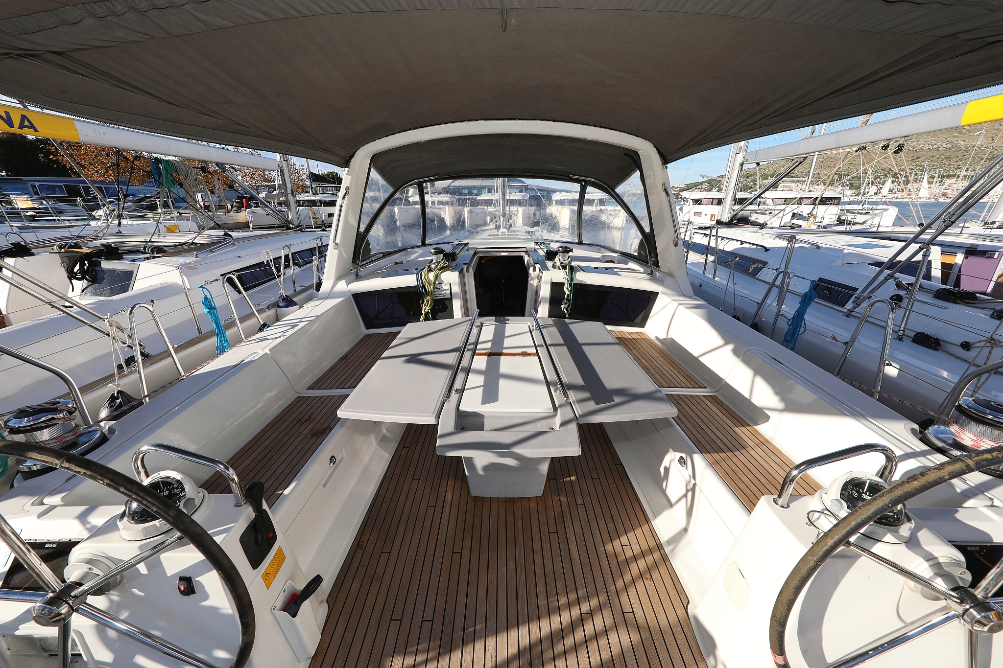 Photo #7 - Oceanis 48 - 5 cab. (Alpha) en Trogir - 46302