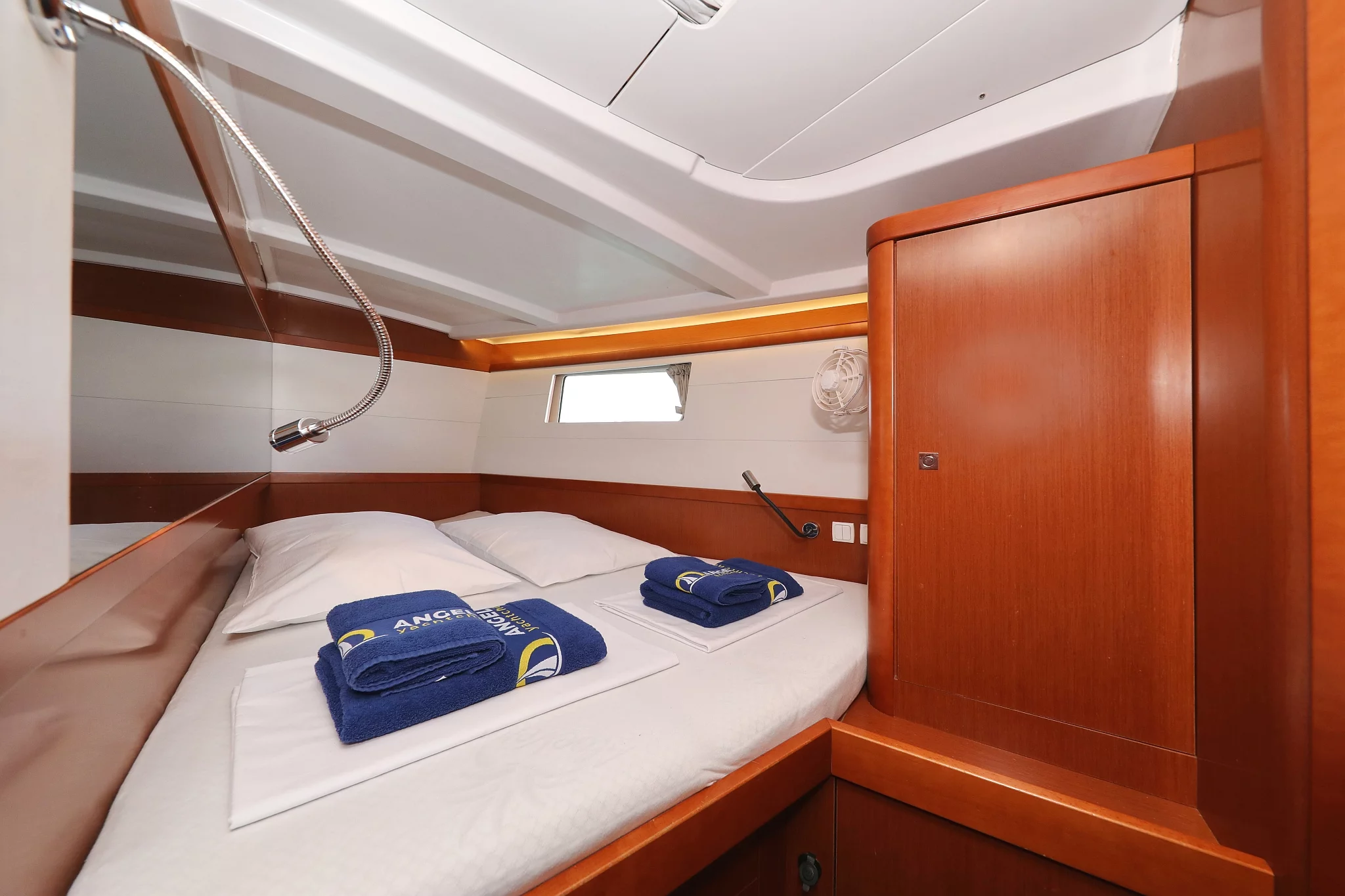 Oceanis 48 - 5 cab. (Alpha)  - 28