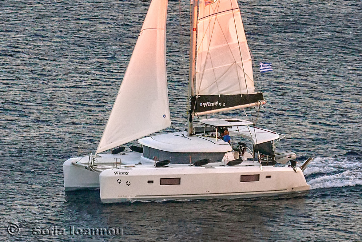 Photo #5 - Lagoon 42 - 3 + 2 cab. (Winny) in Syros - 46307