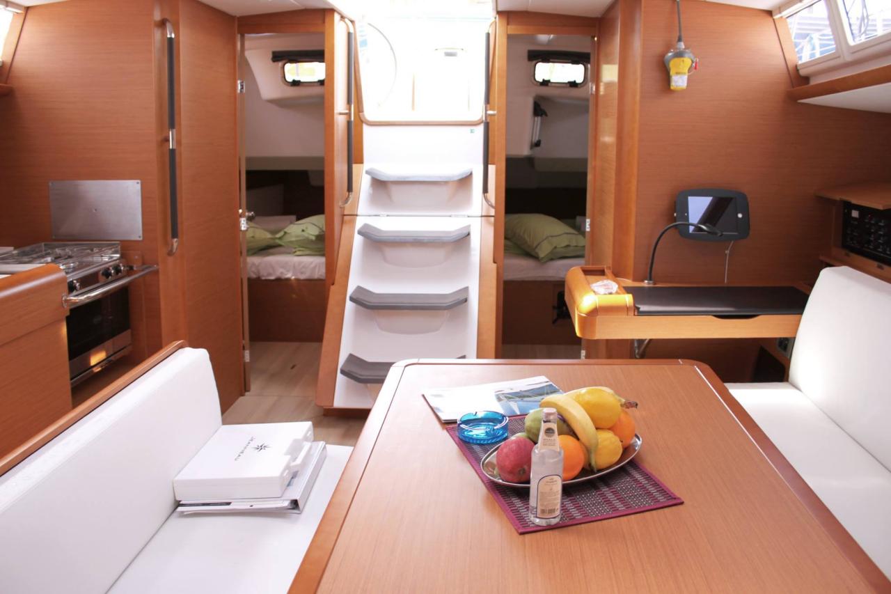 Photo #14 - Sun Odyssey 479 - 4 cab. (Athena) in Lavrion - 46413