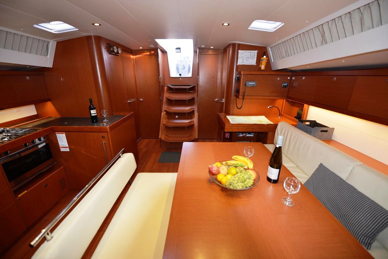 Photo #9 - Oceanis 48 - 5 cab. (Pherousa) en Lavrion - 46425