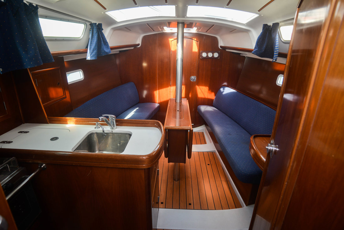 Photo #15 - Oceanis Clipper 323 (Despina) in Biograd - 46432