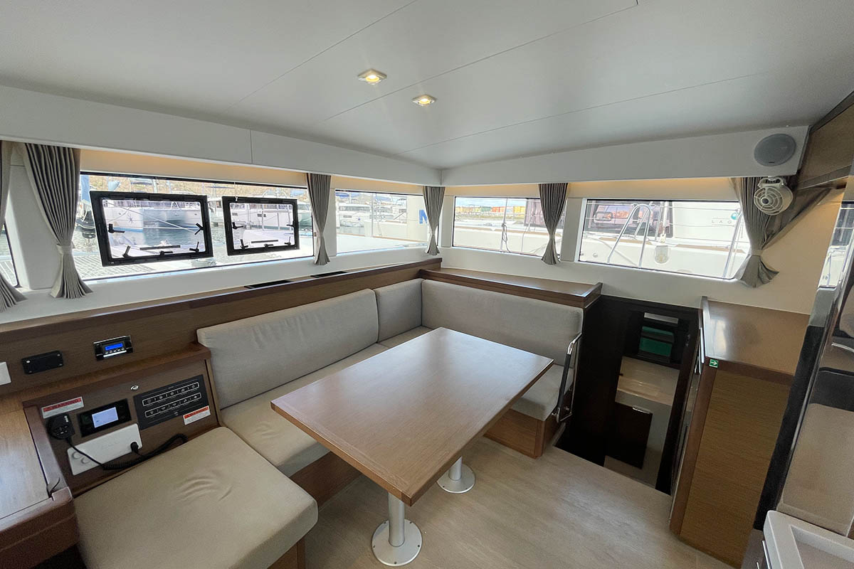 Photo #10 - Lagoon 40 - 3 + 2 cab (Maramor) en Nanny Cay - 46458