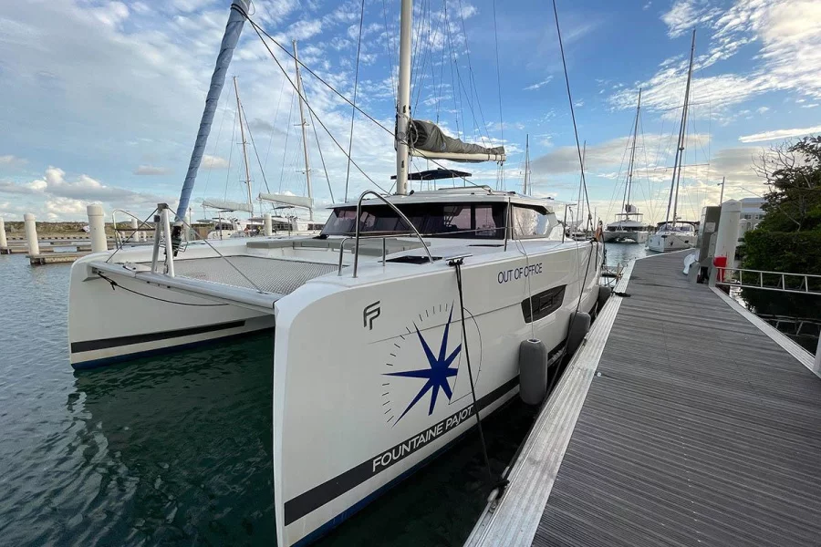 Fountaine Pajot Astrea 42 - 4 + 2 cab. (Nauti Mollie (ex. Out Of Office))  - 10