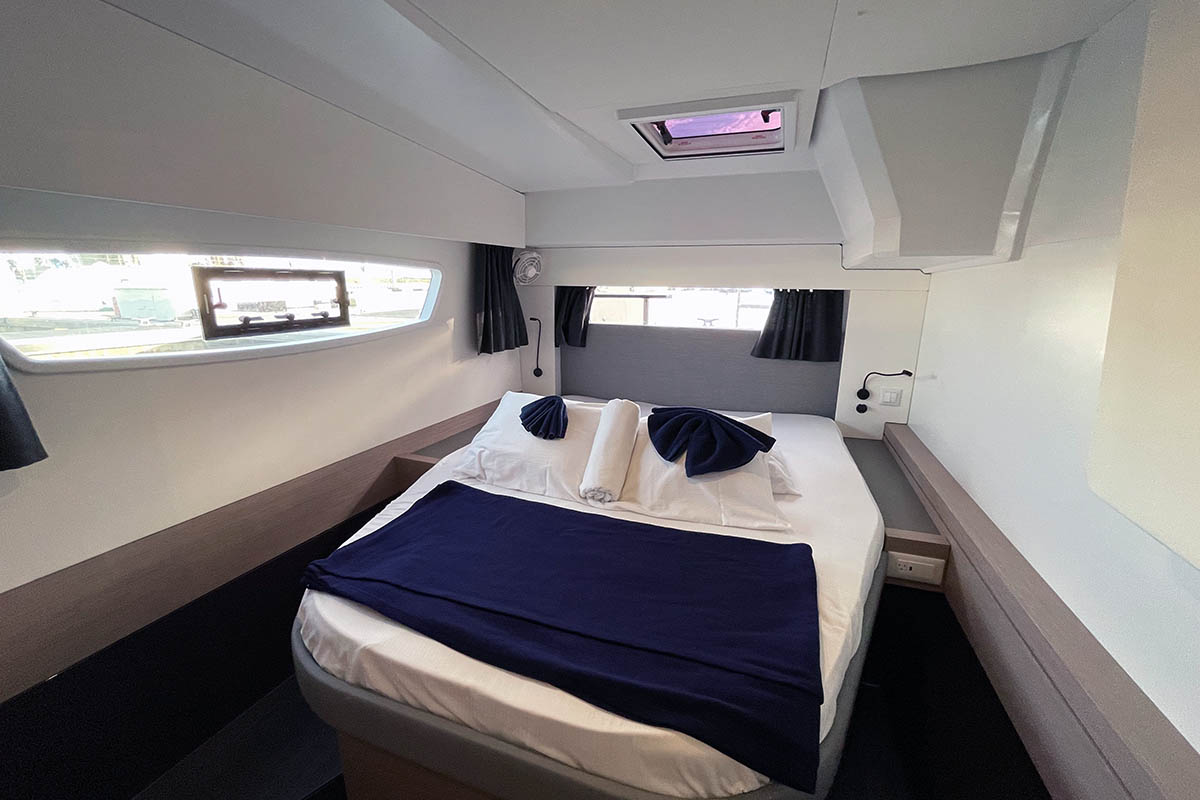 Photo #32 - Fountaine Pajot Astrea 42 (Nauti Mollie (ex. Out Of Office)) in Nanny Cay - 46459