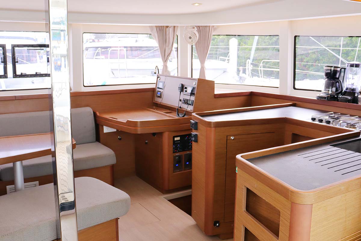 Photo #12 - Lagoon 42 - 4 + 2 cab. (Lili) in Nanny Cay - 46460